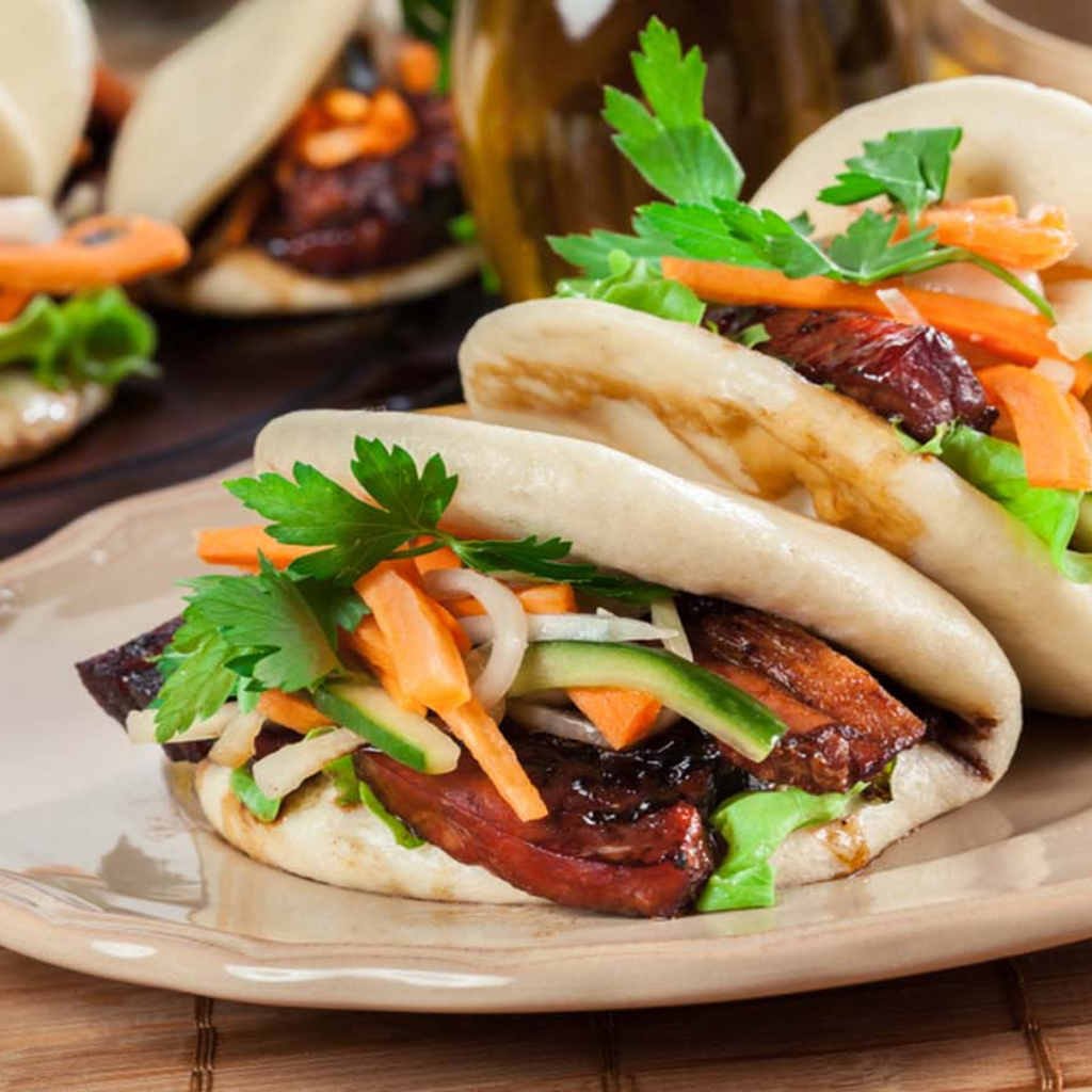 PAN BAO CON SOLOMILLO DE CERDO